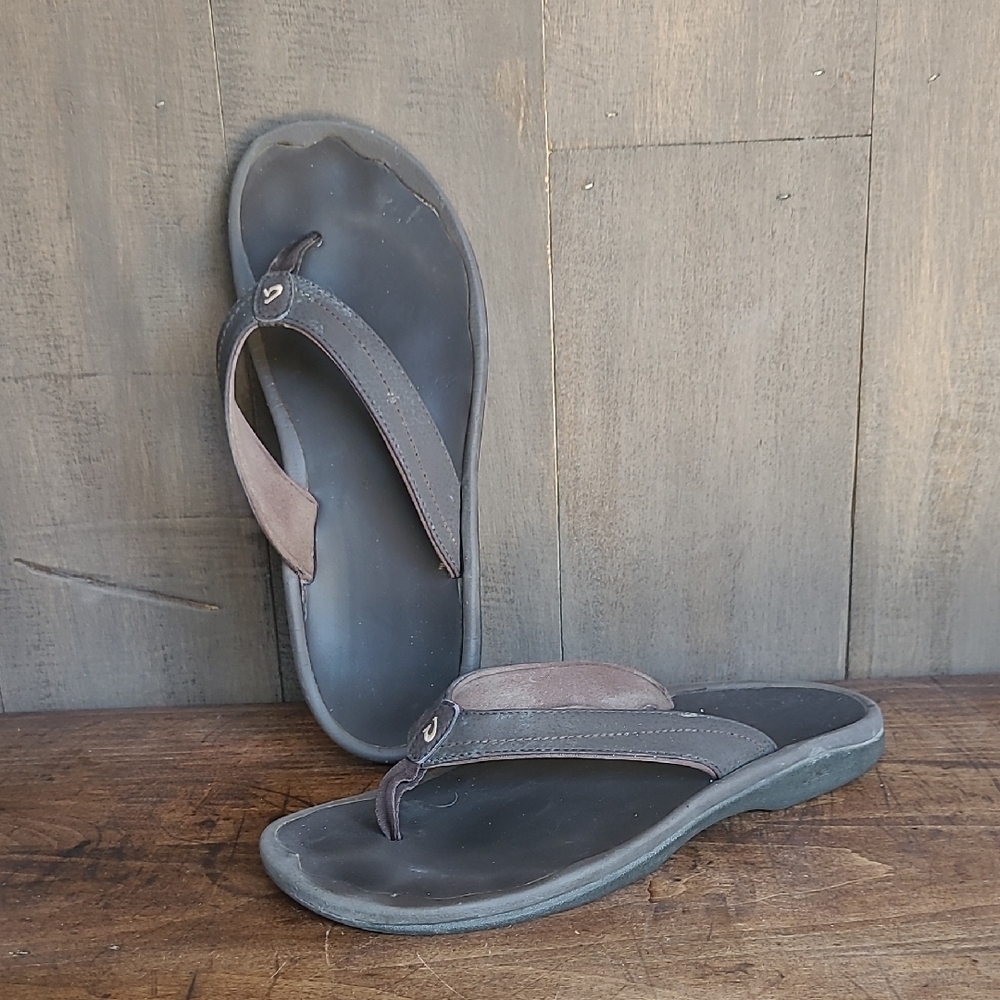 OluKai Sandals Men's sz 7.5/Women's sz 9 Ohana Leather Flip Flop Sandal